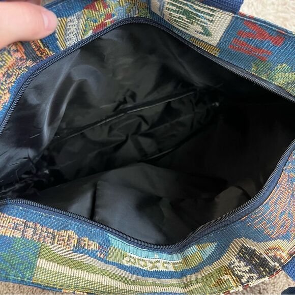 Vintage Style Las Vegas Casino Tapestry Colorful Lined Zip Closure Tote Bag - Picture 7 of 9